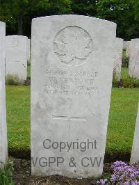 Etaples Military Cemetery - Babcock, W J